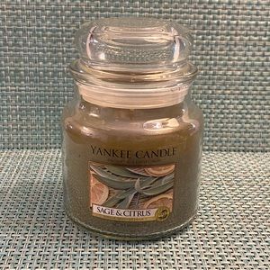 *SOLD* Yankee Candle Sage & Citrus 14.5 oz

New/unused Jar Candle